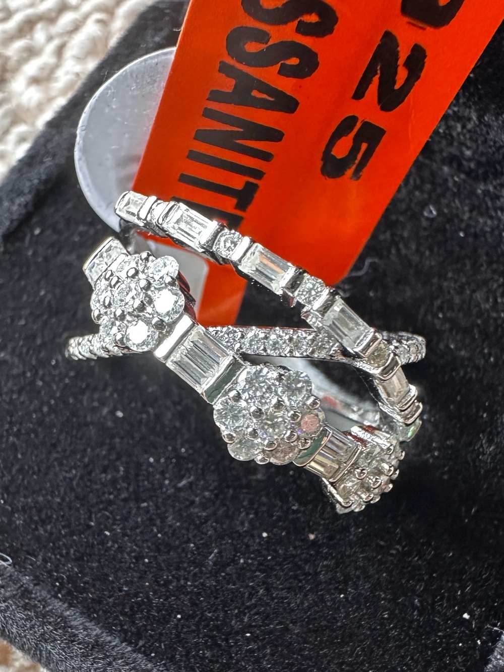 ✨ DAZZLING 3-CARAT MOISSANITE STERLING SILVER RING ✨
